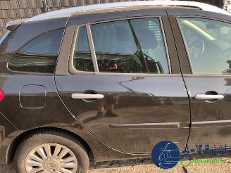 Renault Clio Clio III Estate/Grandtour (KR), Combi, 2007 / 2014 1.2 16V TCE 100 picture 11
