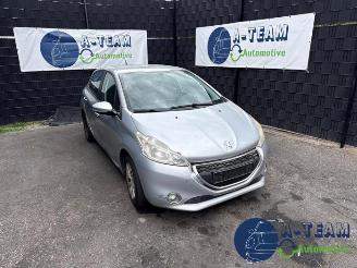 Uttjänta bilar auto Peugeot 208 208 I (CA/CC/CK/CL), Hatchback, 2012 / 2019 1.2 Vti 12V PureTech 82 2012/11