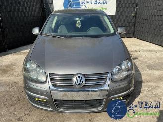 Volkswagen Jetta Jetta III (1K2), Sedan, 2005 / 2010 1.6 FSI 16V picture 2