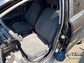 Kia Rio Rio III (UB), Hatchback, 2011 / 2017 1.4 CVVT 16V picture 12