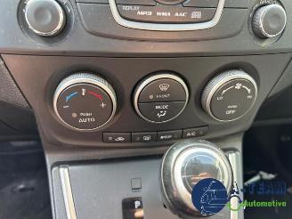 Mazda 5  picture 22