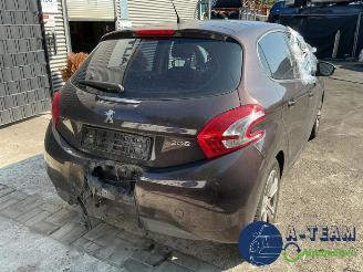 Peugeot 208 208 I (CA/CC/CK/CL), Hatchback, 2012 / 2019 1.4 16V picture 11