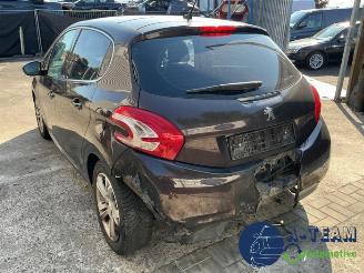 Peugeot 208 208 I (CA/CC/CK/CL), Hatchback, 2012 / 2019 1.4 16V picture 9