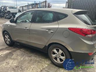 Hyundai Ix35 iX35 (LM), SUV, 2009 / 2015 2.0 16V picture 7