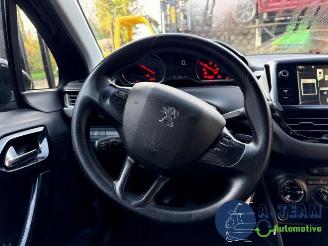 Peugeot 208 208 I (CA/CC/CK/CL), Hatchback, 2012 / 2019 1.2 Vti 12V PureTech 82 picture 18