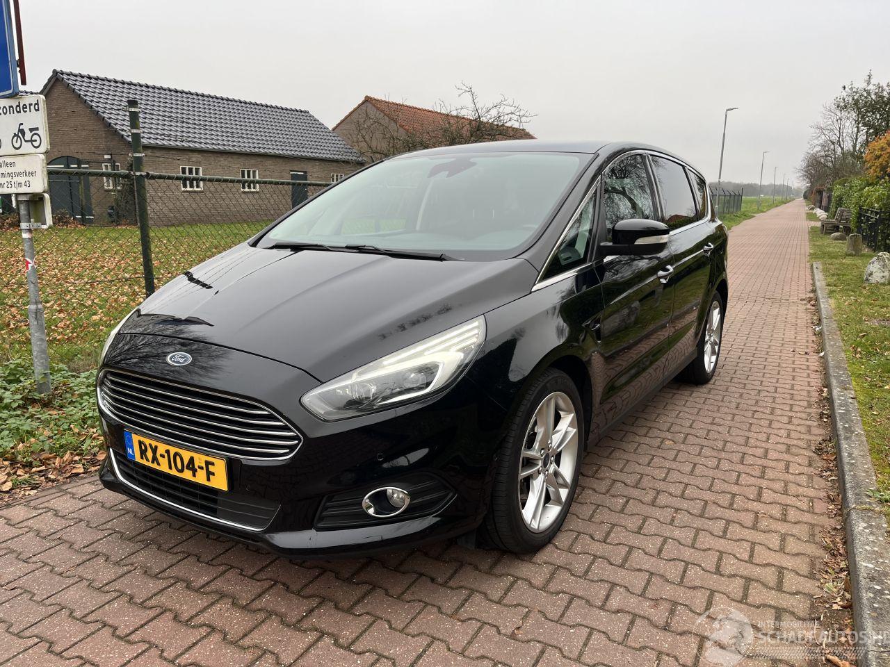Ford S-Max 2.0 TDCI VIGNALE 7 zit