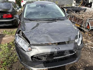 damaged passenger cars Ford Fiesta diversen 2014/1