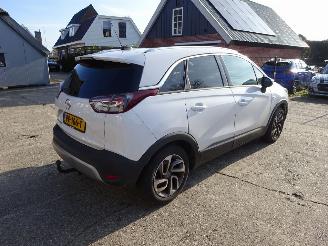 Opel Crossland 1.2 benzine met motorschade picture 6