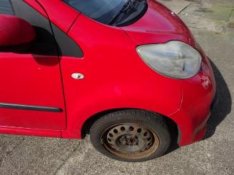 Peugeot 107 107, Hatchback, 2005 / 2014 1.0 12V picture 8