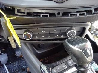 Opel Crossland Crossland (X), SUV, 2017 1.2 Turbo 12V picture 19