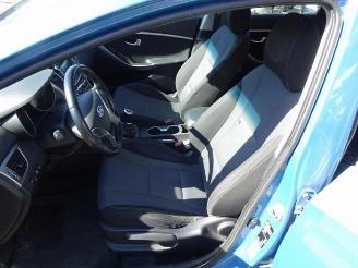 Hyundai I-30 i30 (GDHB5), Hatchback, 2011 1.6 GDI Blue 16V picture 13