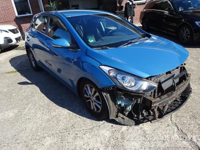 Hyundai I-30 i30 (GDHB5), Hatchback, 2011 1.6 GDI Blue 16V
