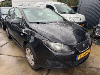 Vrakbiler auto Seat Ibiza 1.2 tdi 2011/1