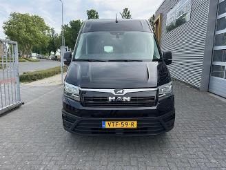 Volkswagen Crafter 35 2.0 TDI L4H3 Highline picture 8