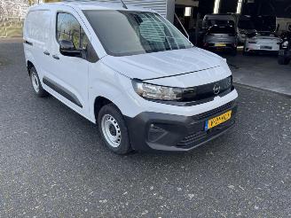 bruktbiler bedrijf Opel Combo 1.5 BlueHDi 100 S&S L1 2024/9