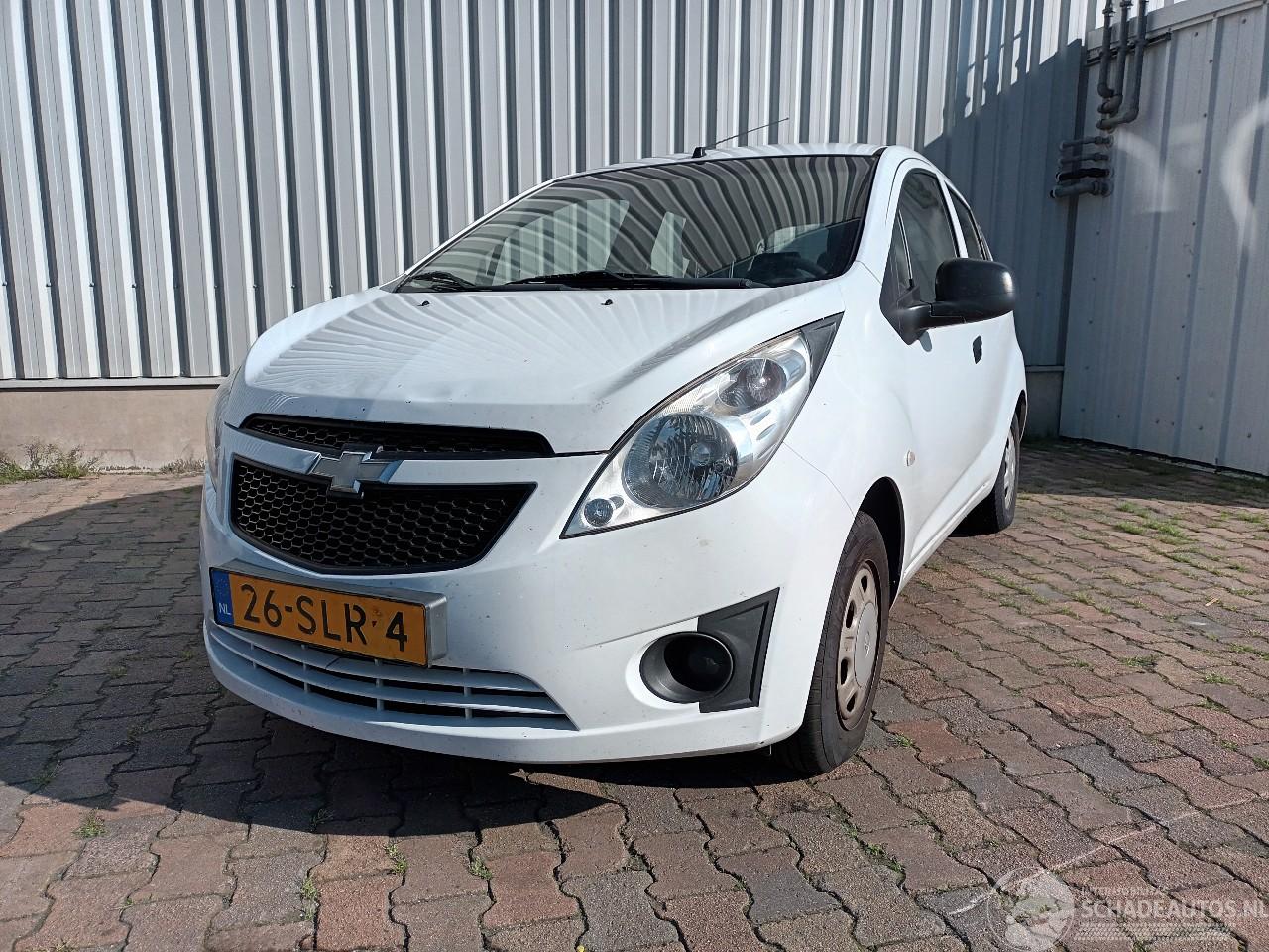 Chevrolet  Spark (M300) Hatchback 1.0 16V Bifuel (LMT) [48kW]  (07-2010/12-2015)