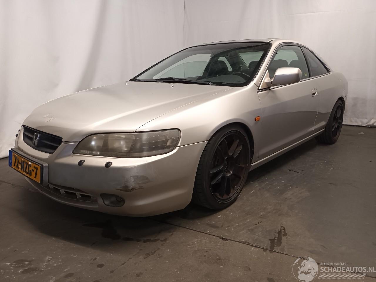 Honda Accord Accord (CG) {USA} Coupé 2.0i ES,LS 16V (F20B5) [108kW]  (02-1998/06-=
2003)