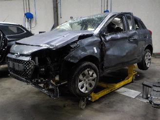 demontáž osobní automobily Hyundai I-20 i20 (GBB) Hatchback 1.2i 16V (G4LA) [62kW]  (11-2014/08-2020) 2016