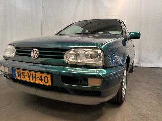 krockskadad bil auto Volkswagen Golf Golf III Cabrio (1E) Cabrio 1.8 (AAM) [55kW]  (07-1993/05-1998) 1996/3