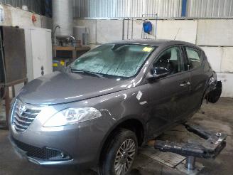 Auto da rottamare Lancia Ypsilon Ypsilon (312) Hatchback 0.9 TwinAir 85 (312.A.2000(Euro 5)) [63kW]  (0=
5-2011/...) 2013/4