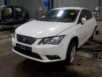 demontáž osobní automobily Seat Leon Leon (5FB) Hatchback 5-drs 1.0 TSI 12V (CHZD) [85kW]  (05-2015/08-2020=
) 2015