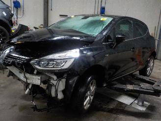 demontáž osobní automobily Renault Clio Clio IV (5R) Hatchback 5-drs 0.9 Energy TCE 90 12V (H4B-408(H4B-B4)) [=
66kW]  (11-2012/08-2021) 2017/4