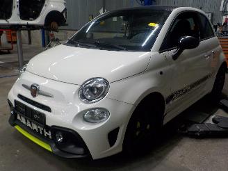 Salvage car Abarth Beta 500/595/695 Hatchback 1.4 T-Jet 16V 695 (312.A.1000) [140kW]  (08-2008=
/...) 2012
