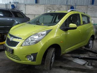 demontáž osobní automobily Chevrolet Spark Spark (M300) Hatchback 1.0 16V Bifuel (LMT) [48kW]  (07-2010/12-2015) 2010
