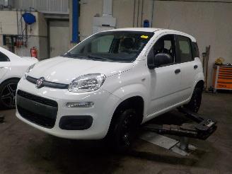 demontáž osobní automobily Fiat Panda Panda/Pandina (312) Hatchback 0.9 TwinAir 65 (312.A.4000) [48kW]  (04-=
2012/...) 2013