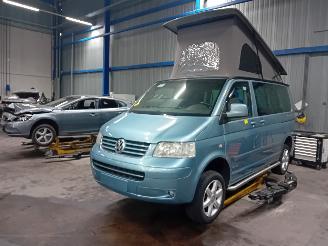demontáž osobní automobily Volkswagen Multivan Multivan T5 (7E/7HC/7HF/7HM) MPV 2.5 TDi (BNZ) [96kW]  (04-2003/11-200=
9) 2007