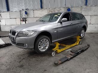rozbiórka samochody osobowe BMW 3-serie 3 serie Touring (E91) Combi 320d 16V (N47-D20A) [130kW]  (02-2007/12-2=
010) 2009