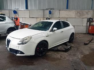 Auto da rottamare Alfa Romeo Giulietta Giulietta (940) Hatchback 1.4 TB 16V (198.A.4000) [88kW]  (04-2010/12-=
2020) 2011