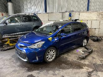 demontáž osobní automobily Toyota Prius Prius Plus (ZVW4) MPV 1.8 Hybrid 16V (2ZRFXE) [100kW]  (05-2011/...) 2015