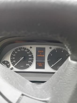 Purkuautot passenger cars Mercedes B-klasse B (W245) Hatchback 2.0 B-200 16V (M266.960) [100kW]  (03-2005/11-2011)= 2009