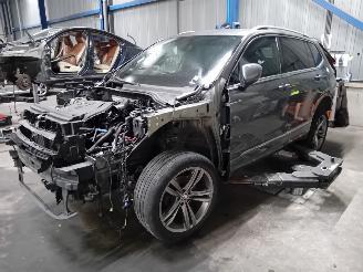 Uttjänta bilar auto Volkswagen Tiguan Tiguan Allspace (BW2) SUV 1.5 TSI 16V Evo BlueMotion Technology (DADA)=
 [110kW]  (09-2018/...) 2019/0