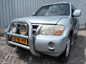 Auto incidentate Mitsubishi Pajero Pajero Canvas Top (V6/7) Terreinwagen 3.2 DI-D 16V (4M41) [118kW]  (10=
-2001/12-2006) 2004/3
