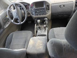 Mitsubishi Pajero Pajero Hardtop (V6/7) Terreinwagen 3.2 DI-D 16V (4M41) [121kW]  (04-20=
00/12-2006) picture 17