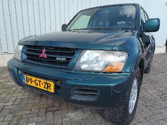 Auto incidentate Mitsubishi Pajero Pajero Hardtop (V6/7) Terreinwagen 3.2 DI-D 16V (4M41) [121kW]  (04-20=
00/12-2006) 2001/3