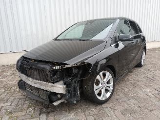 Avarii autoturisme Mercedes B-klasse B (W246) Hatchback 2.1 B-200 CDI BlueEFFICIENCY, B-200d 16V (OM651.930=
(Euro 6)) [100kW]  (08-2014/12-2018) 2015/8