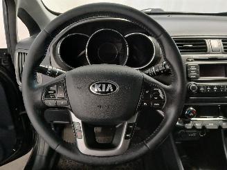 Kia Rio Rio III (UB) Hatchback 1.2 CVVT 16V (G4LA5) [63kW]  (09-2011/12-2017) picture 12