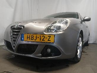 Auto incidentate Alfa Romeo Giulietta Giulietta (940) Hatchback 1.6 JTDm 16V (940.A.3000) [77kW]  (04-2010/0=
2-2016) 2013/3