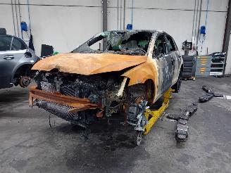 Autoverwertung Volkswagen Golf Golf VII (AUA) Hatchback 2.0 R 4Motion 16V (CJXC) [221kW]  (11-2013/08=
-2020) 2016/1