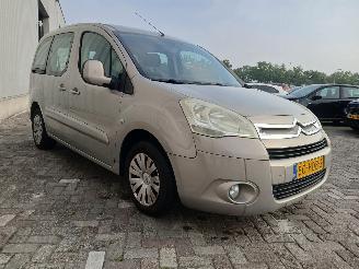 Citroën Berlingo Berlingo Cinqspace, Multispace MPV 1.6i 16V (TU5JP4(NFU)) [80kW]  (04-=
2008/04-2012) picture 6