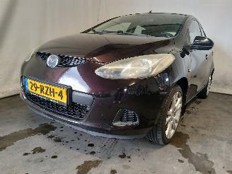 Auto incidentate Mazda 2 2 (DE) Hatchback 1.3 16V S-VT (ZJ46) [55kW]  (10-2007/06-2015) 2009/7