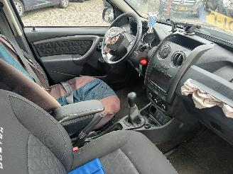 Dacia Duster Duster (HS) SUV 1.6 16V (K4M-896(K4M-28)) [77kW]  (04-2010/01-2018) picture 8