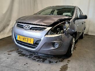 Auto incidentate Hyundai I-20 i20 Hatchback 1.2i 16V (G4LA) [57kW]  (09-2008/12-2012) 2009/3