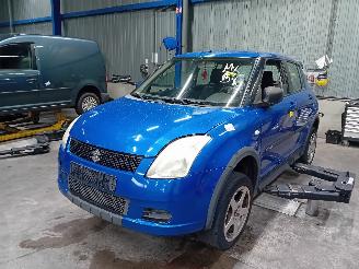 Auto da rottamare Suzuki Swift Swift (ZA/ZC/ZD1/2/3/9) Hatchback 1.3 VVT 16V (M13A VVT) [68kW]  (02-2=
005/09-2010) 2005