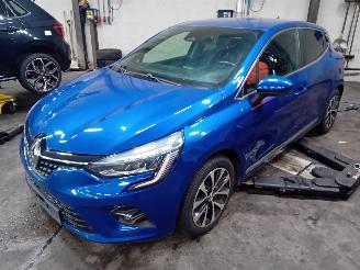 Auto da rottamare Renault Clio Clio V (RJAB) Hatchback 5-drs 1.3 TCe 130 16V (H5H-470(H5H-B4)) [96kW]=
  (06-2019/...) 2020