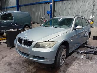 Uttjänta bilar auto BMW 3-serie 3 serie Touring (E91) Combi 320i 16V (N43-B20A) [125kW]  (02-2007/12-2=
012) 2007
