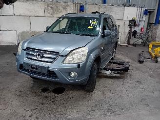 Auto da rottamare Honda Cr-v CR-V (RD5/6/7/8) SUV 2.0i 16V VTEC (K20A4) [110kW]  (09-2001/03-2007) 2005